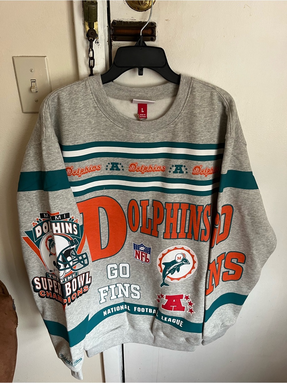 Miami Dolphins Mitchell & Ness men’s NFL vintage crew sweatshirt L